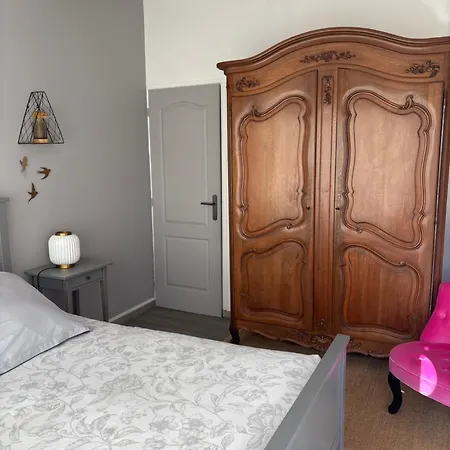 Les Mesanges Apartment