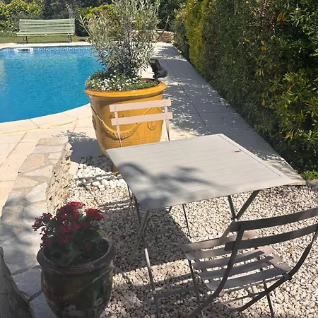 Lägenhet Les Mesanges